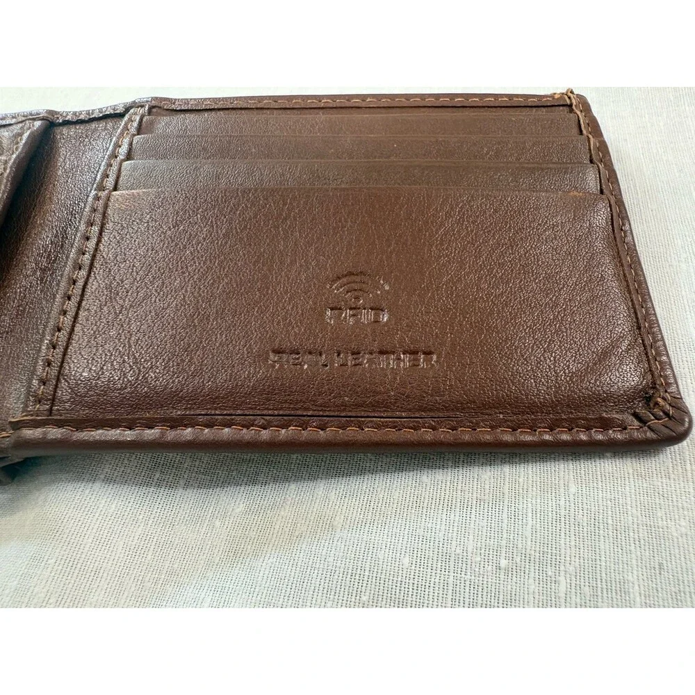 Wise Owl Men’s Brown Leather Pocket Bifold RFID Wallet